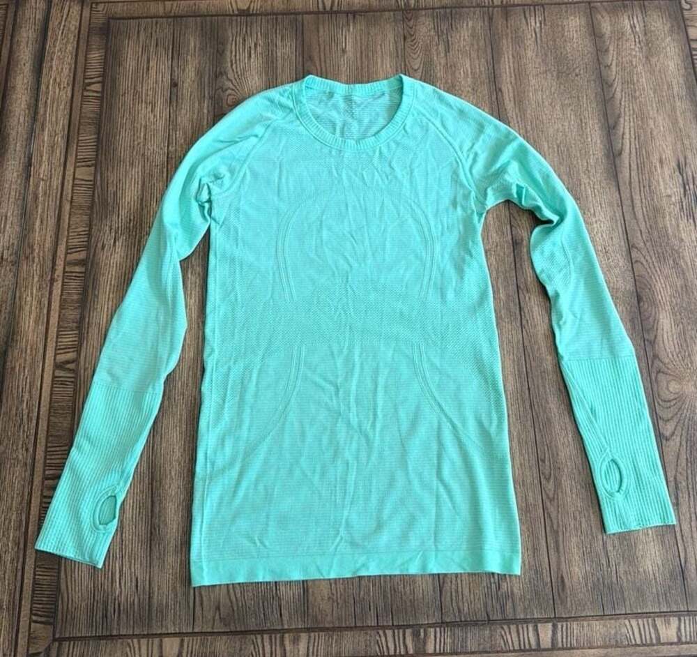 Lululemon Swiftly Tech Long-Sleeve Shirt 2.0 Mint Green